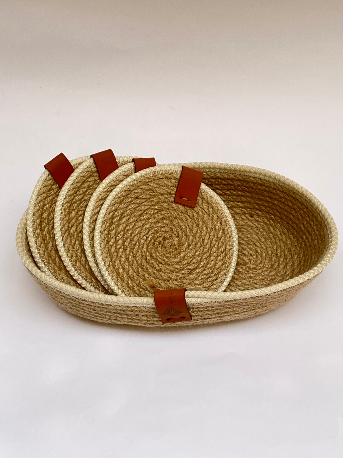 Woven Coasters set & woven bowl (4 coasters) 17x5cm