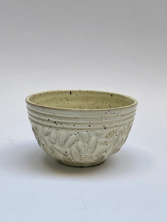 بولة فخار (أبيض) - Pottery bowl (white)