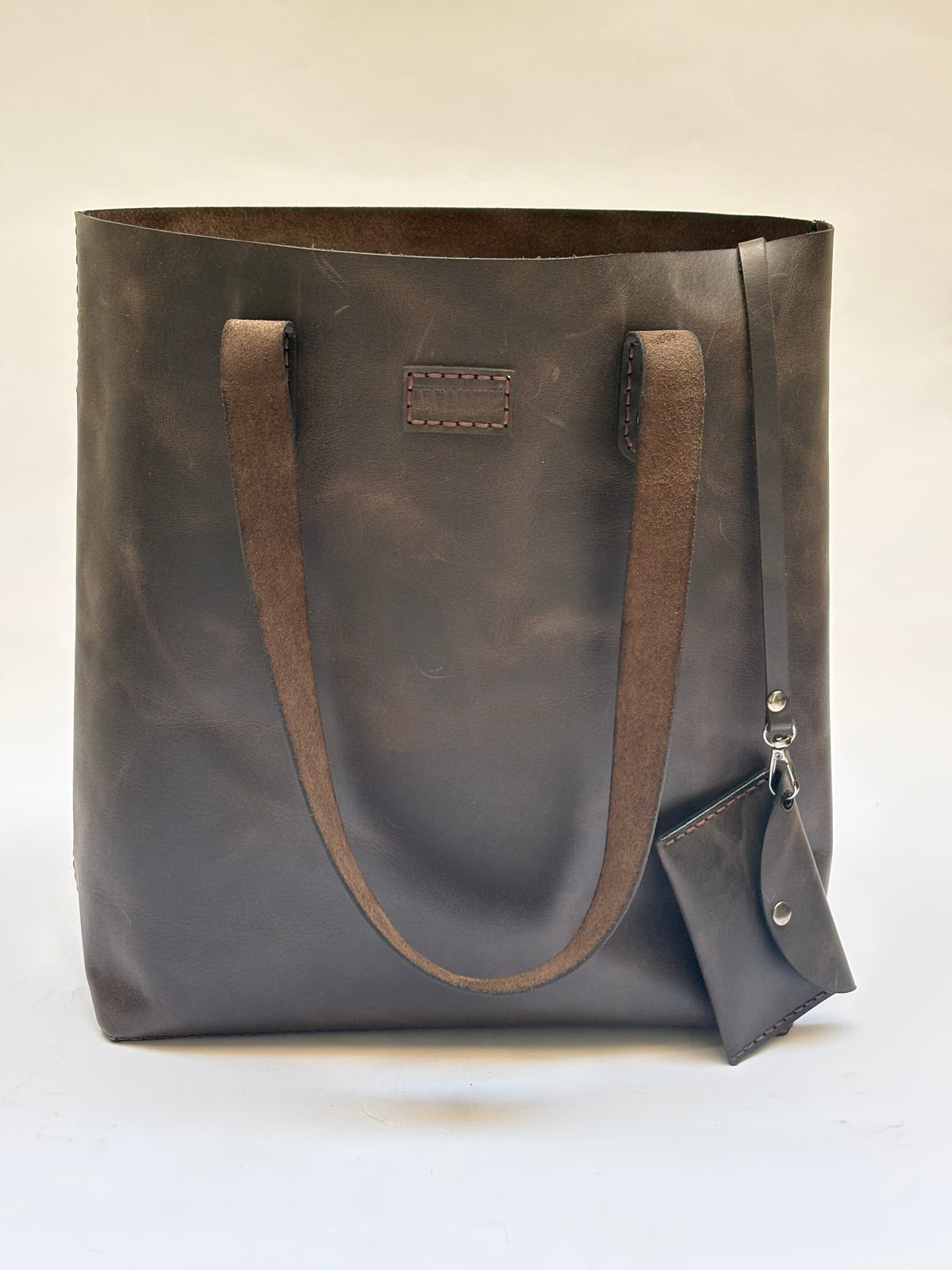 Leather Bags - شنط جلد حريمي