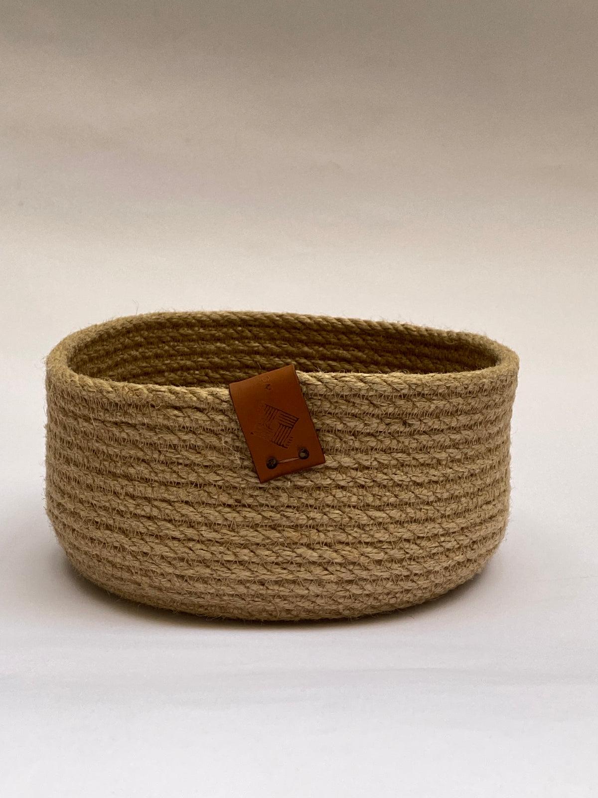 Woven Jute Bowl organizer 17x7cm